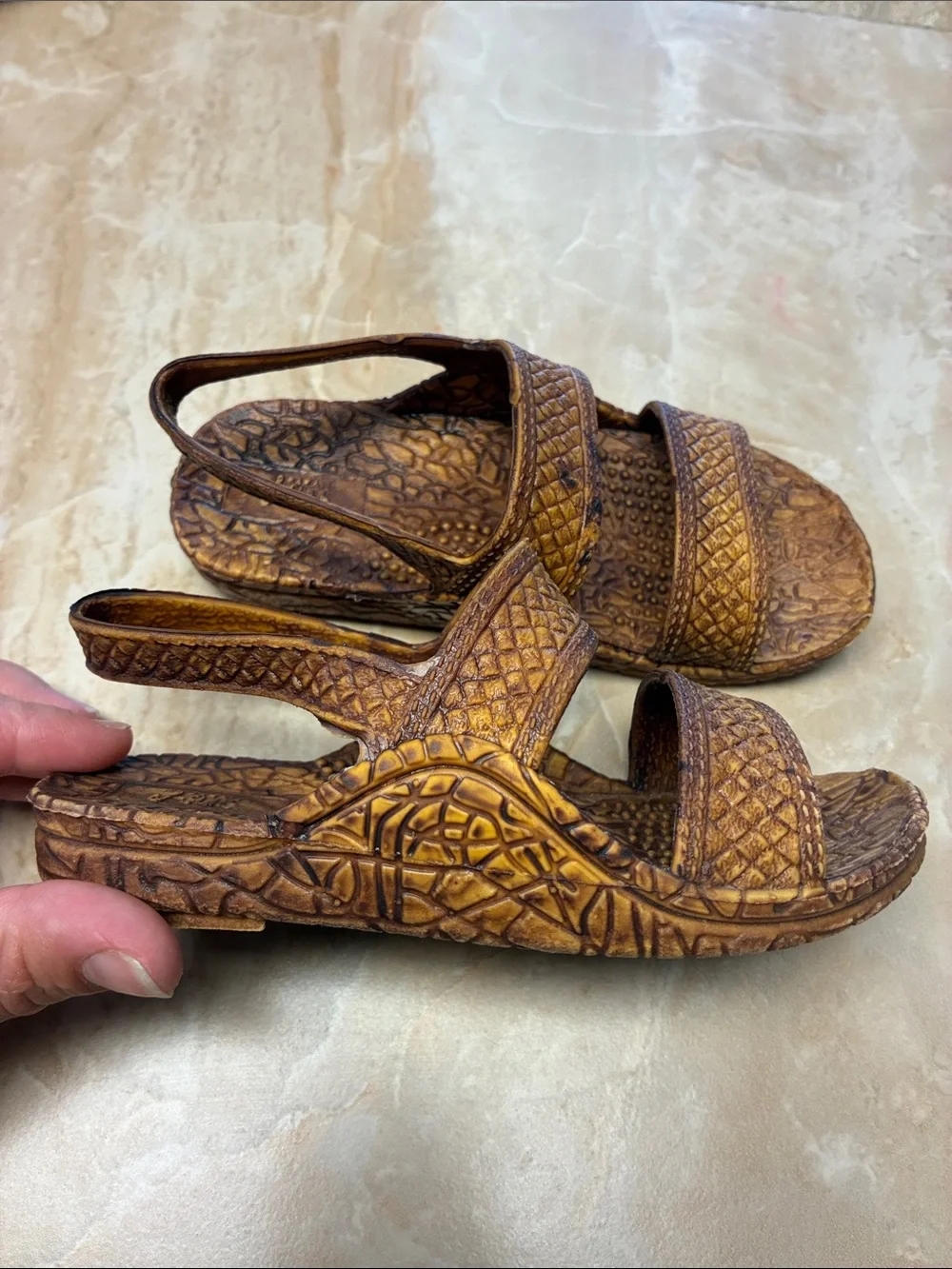 Toddler size 7 j-slips Brown Jesus sandals